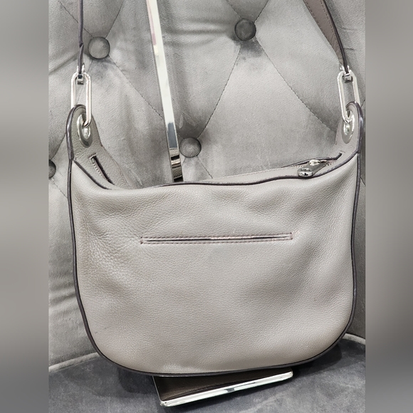 Michael Kors Raven Cinder Leather Medium Messenger Bag - Picture 4 of 10